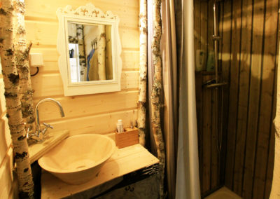 l'intérieur d'un chalet individuel à Älgbäck en Suède